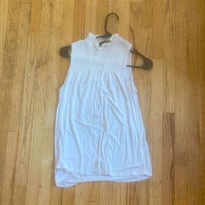 white turtle neck tanktop